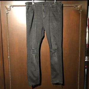 H&M Black Denim Mens Jean Pants Ripped Knees 34